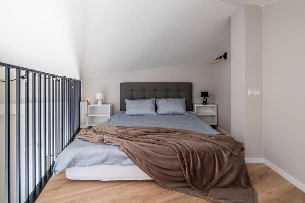 New Loft With Rooftop Terrace In The Old Town Riga Exterior foto