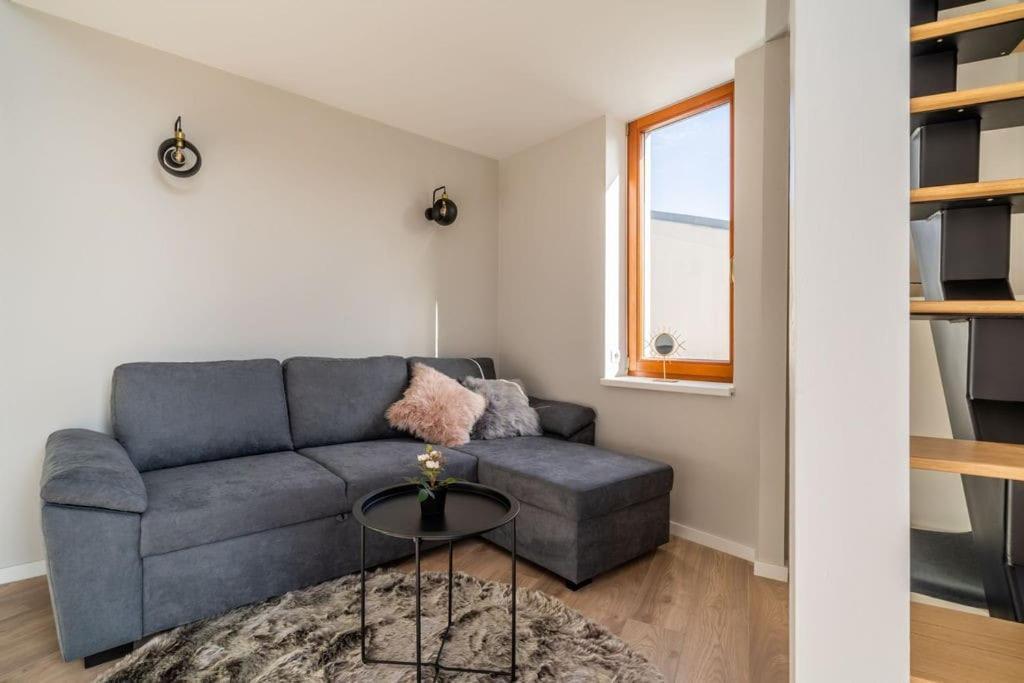 New Loft With Rooftop Terrace In The Old Town Riga Exterior foto